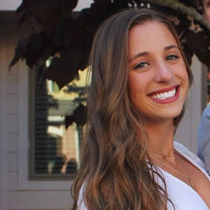 Meet your Posher, Rayna